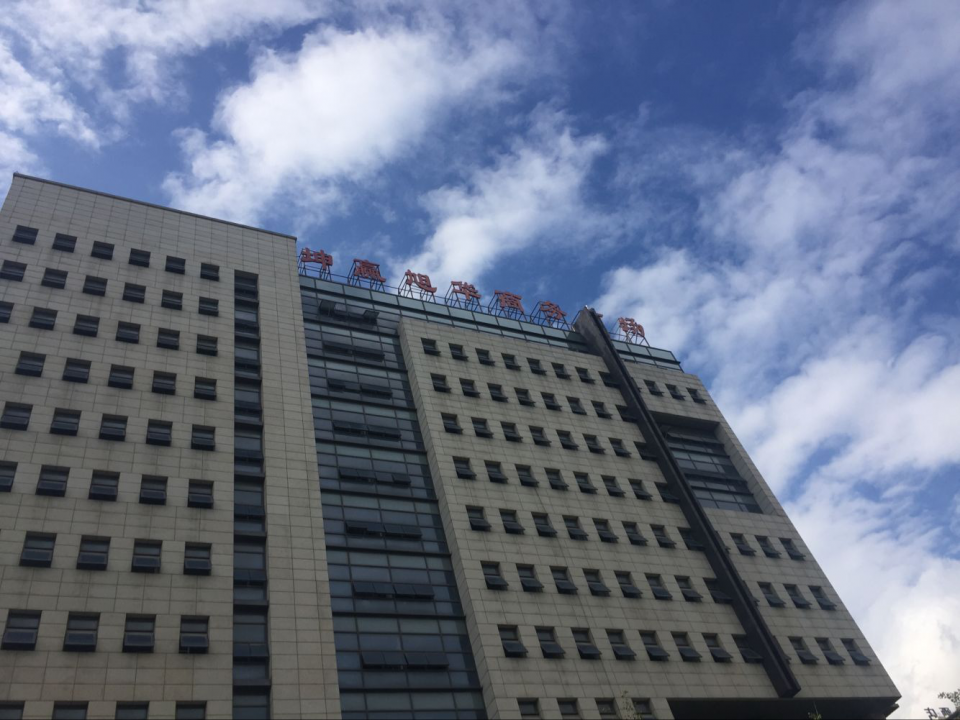 上海坤贏(yíng)大酒店空調(diào)、熱水改造工程